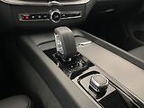 Volvo XC60 B4 AWD PLUS DARK AUT CZ 1.maj - náhled 28
