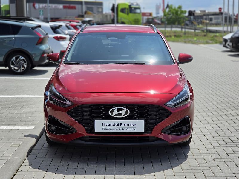Hyundai i30 (2024) 1,5i 70kW WG STYLE - fotka 7 z 16