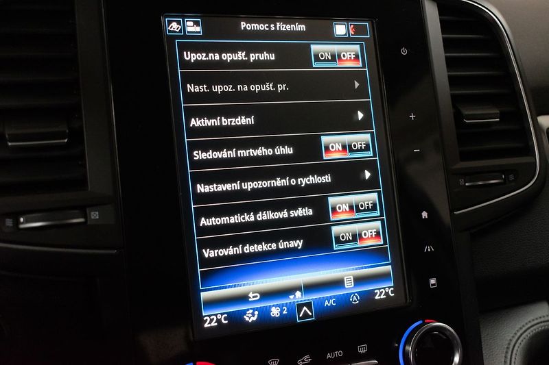 Renault Koleos 2.0 DCi 135kW AUTOMAT*KAMERA* - fotka 25 z 35