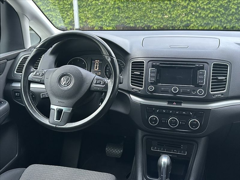 Volkswagen Sharan 2,0 TDI 140PS  Comfortline DSG - fotka 23 z 48