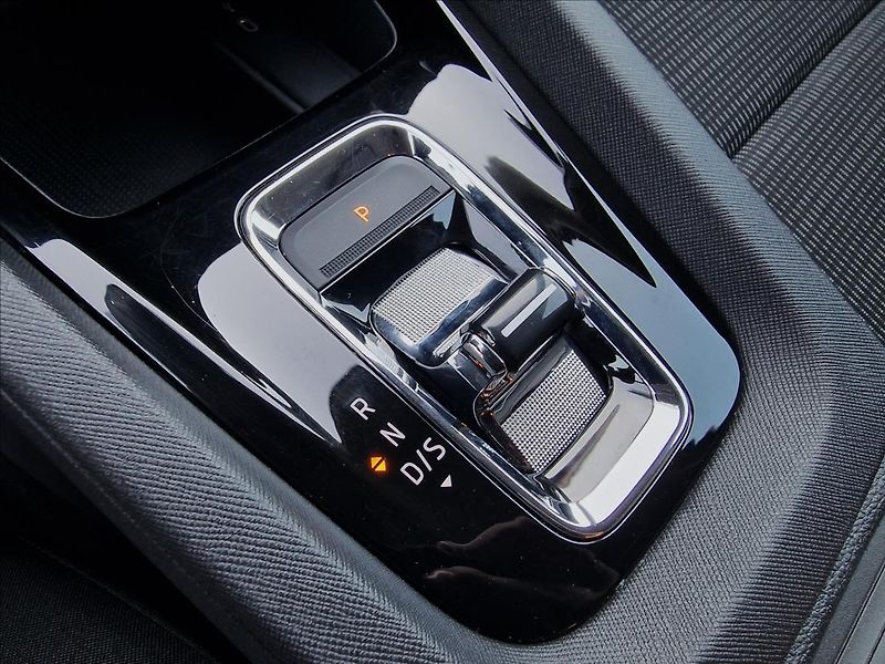Škoda Octavia 2.0 TDI DSG,původ ČR,1.Maj - fotka 36 z 50