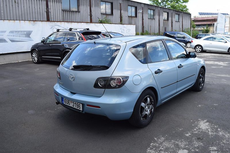 Mazda 3 (2007) 1.4 16v BK 62kw COMFORT 2x ALU - fotka 7 z 36