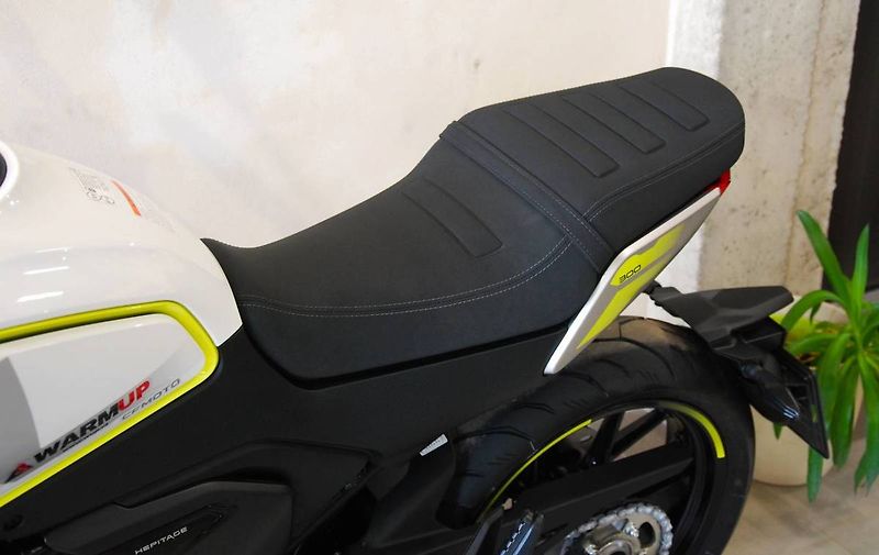 CFMOTO 300 CL-X (2026) 300CL-X - prezentační model,99 - fotka 18 z 20