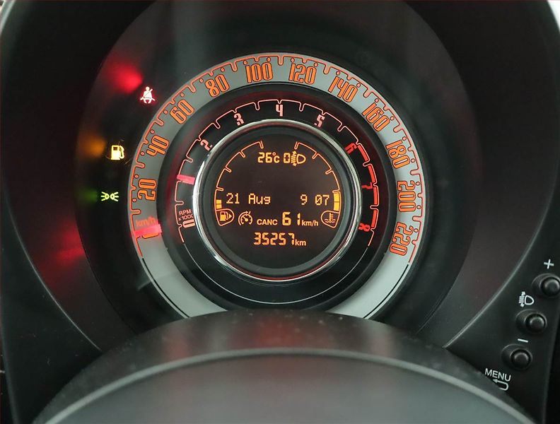 Fiat 500 (2018) 0.9 TwinAir, Serv.kniha - fotka 11 z 18