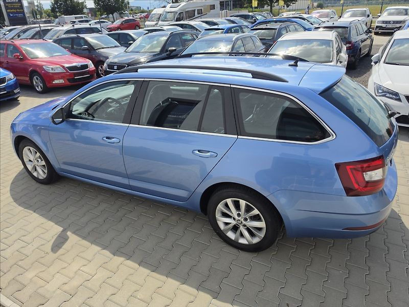 Škoda Octavia 1,4 TSi 110KW Style+ ALU TZ - fotka 9 z 45