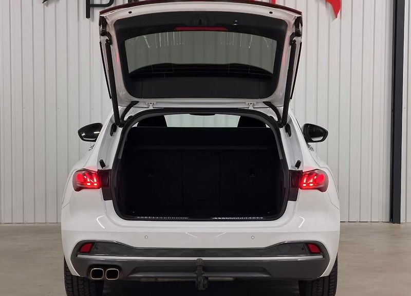 Audi A5 Avant 2.0 TDI Q Matrix Tažné - fotka 21 z 24