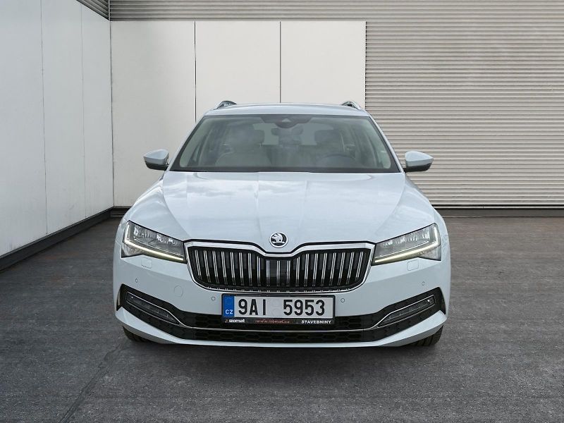 Škoda Superb (2022) COMBI 2.0TDI 110kW DSG DPH - fotka 2 z 11