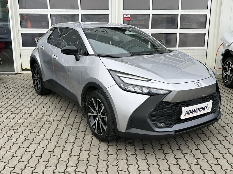 Toyota C-HR (2025) 1.8L HEV STYLE - fotka 2 z 35