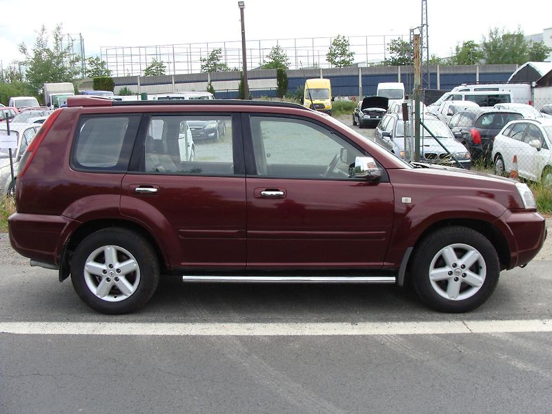 Nissan X-Trail 2.2 DCi, 100 kW, klimatizace - fotka 6 z 27