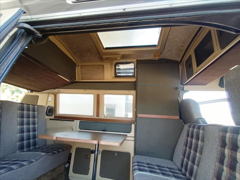 Volkswagen Caravelle 1,9 i,T3 Westfalia,SPRCHA,WC, - fotka 18 z 49