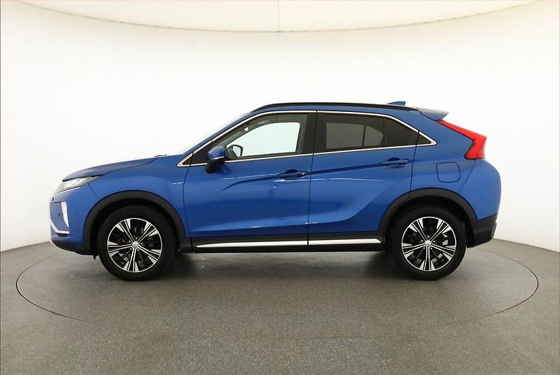 Mitsubishi Eclipse Cross (2019) 1.5 T-MIVEC, ČR,1.maj - fotka 3 z 21
