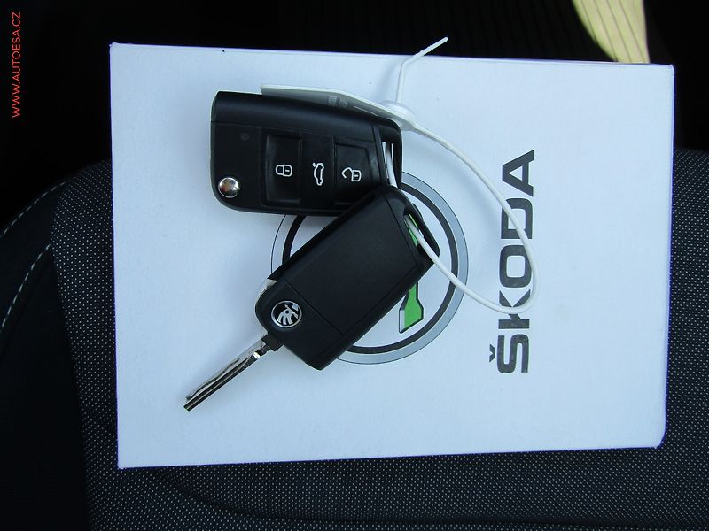 Škoda Fabia (2023) 1.0TSi, ČR, servis.kniha, AC - fotka 17 z 18