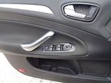 Ford Mondeo 2,0 - náhled 8