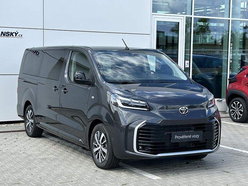 Toyota ProAce Verso (2025) L2 FAMILY 2,0D AT8 8 MÍST - fotka 2 z 14