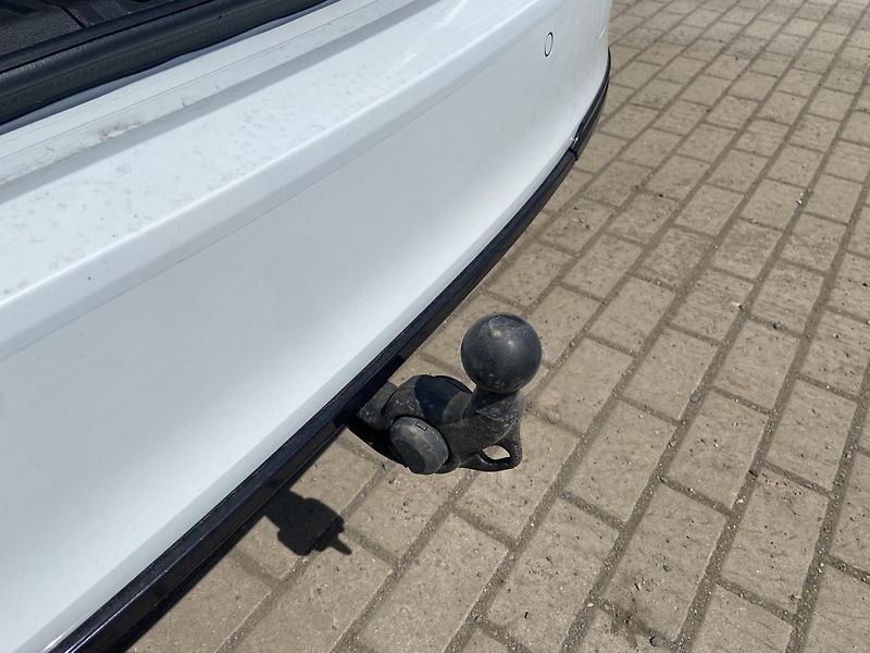 Škoda Octavia 1.5 TSI DSG / 110 kW SportLine - fotka 27 z 27