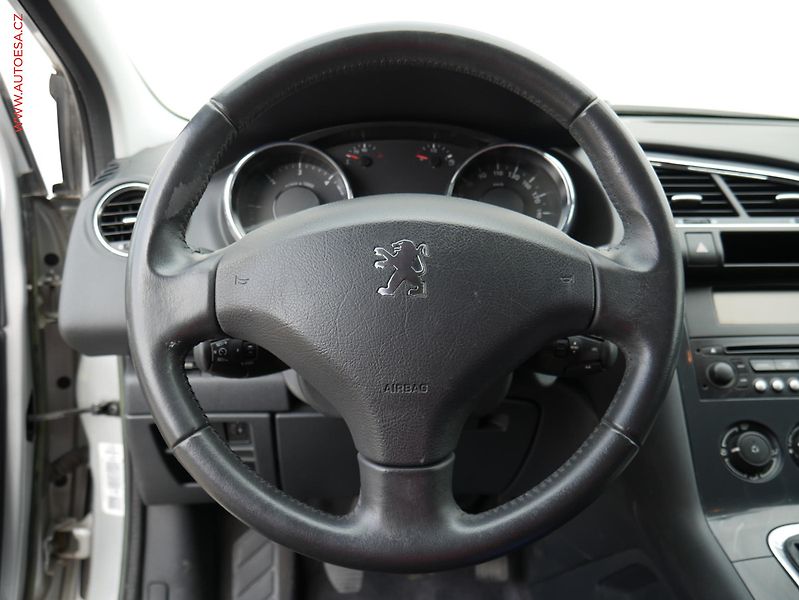 Peugeot 3008 (2011) 1.6HDi, 2.maj, AC, temp - fotka 14 z 14