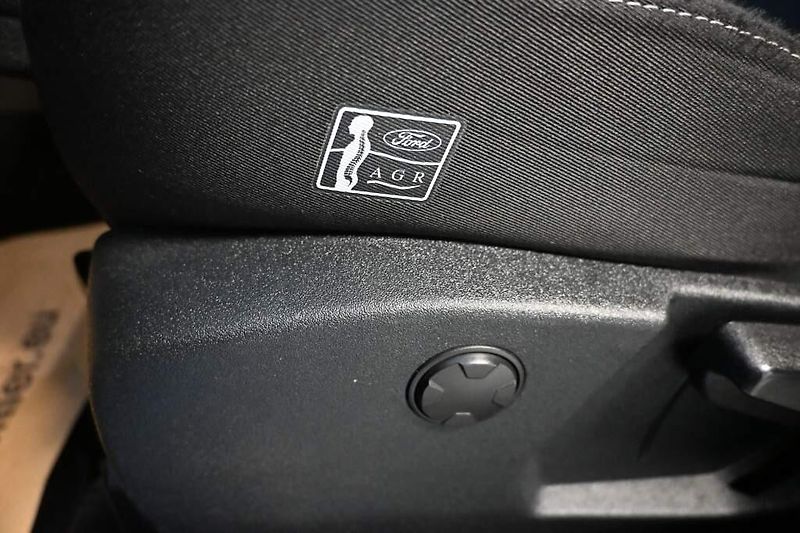 Ford S-MAX (2022) 2.5 LED SONY ACC Tažné FHEV DU - fotka 22 z 33