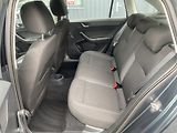 Škoda Rapid 1.2 TSI 81kW -KLIMA -ALU - PDC - náhled 23