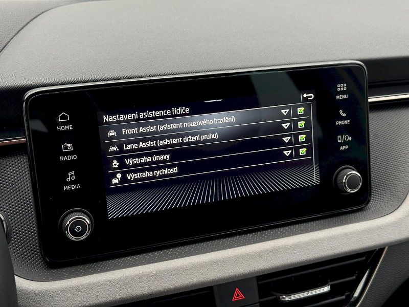 Škoda Kamiq (2024) 1.5 TSI 110 kW TopSelection - fotka 16 z 21