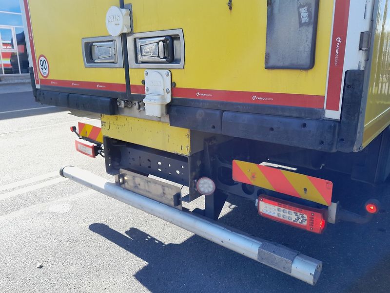 Volvo FM 330 Thermoking T-1200R - fotka 7 z 40