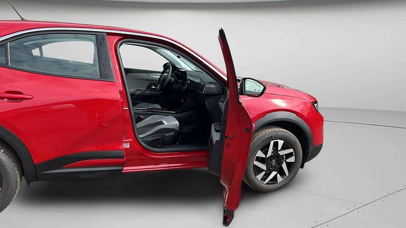 Opel Mokka Edition 1.2 TURBO (96kW/130k) - fotka 13 z 52