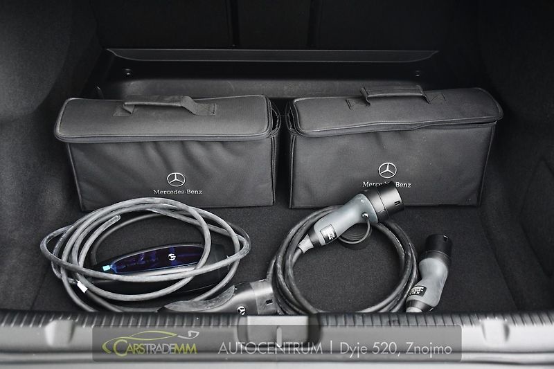 Mercedes-Benz EQE 350 4MATIC AMG  - fotka 48 z 54