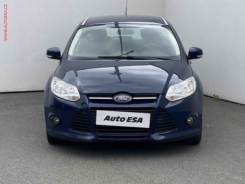 Ford Focus (2012) 1.6 TDCi, ČR, Klima - fotka 2 z 15