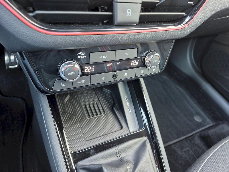 Škoda Kamiq (2025) Monte Carlo 1.0 TSI 85kW DSG - fotka 17 z 34