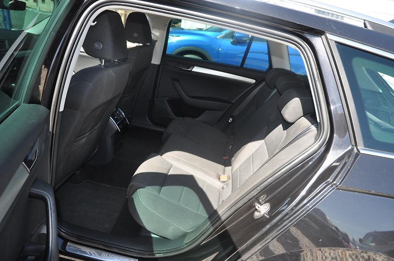 Škoda Superb III 2.0TDi 110kW KOMBI Ambitio - fotka 7 z 22