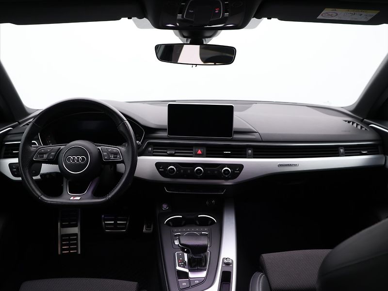 Audi A4 3,0 TDI quattro S-line S-Troni - fotka 25 z 33