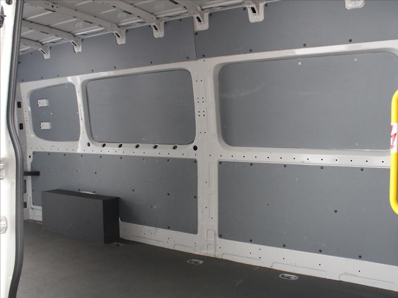 Volkswagen Crafter 2,0 TDi 35 DR 207tkm. Tažné ČR - fotka 15 z 17