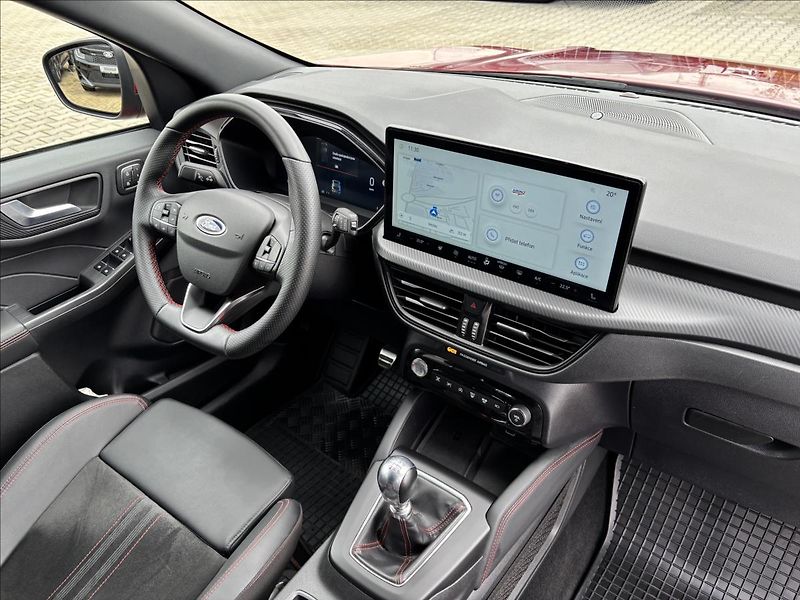 Ford Kuga 1,5 EcoBoost 111kW ST-Line X - fotka 23 z 40
