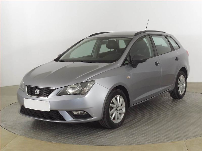 Seat Ibiza (2016) 1.2 TSI, Serv.kniha - fotka 2 z 16