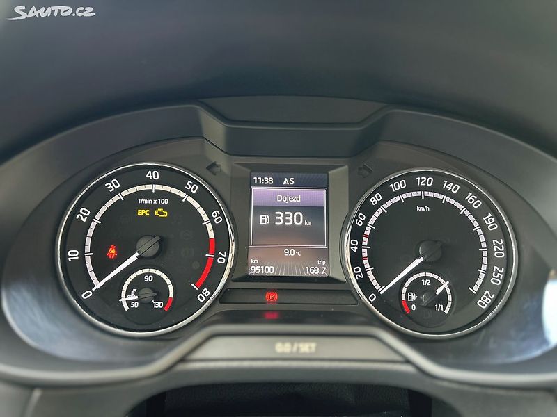 Škoda Octavia 2.0TSi RS ČR - fotka 17 z 24