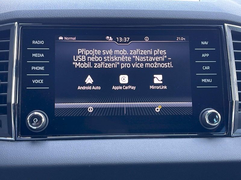 Škoda Karoq (2023) 1.5 TSI 110kW DSG Style Plus - fotka 18 z 35