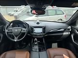 Maserati Levante 3,0 Q4 A/T 202kW - náhled 23
