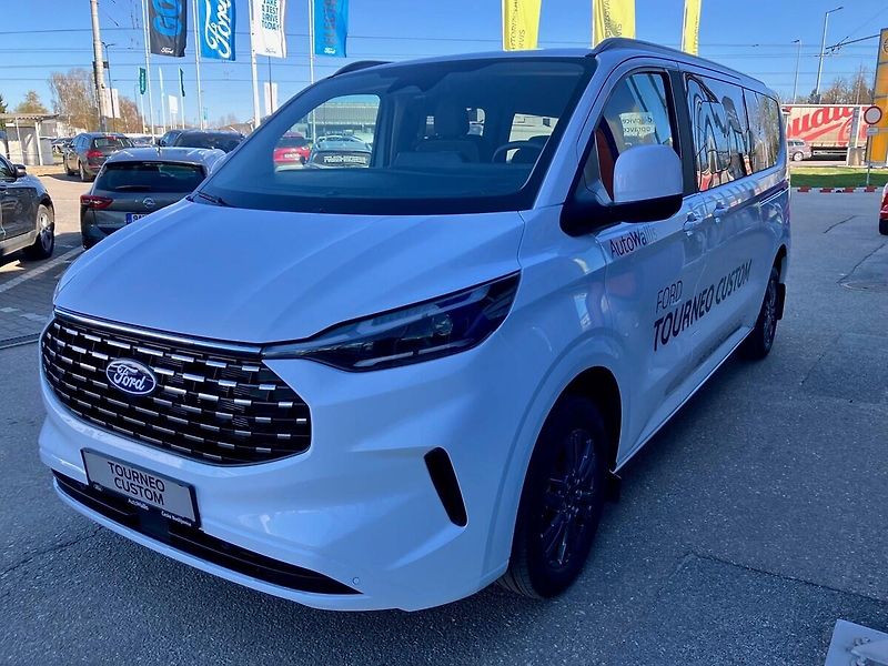 Ford Tourneo Custom (2026) Titanium L2, Tourneo, 2.0 EcoB - fotka 6 z 31