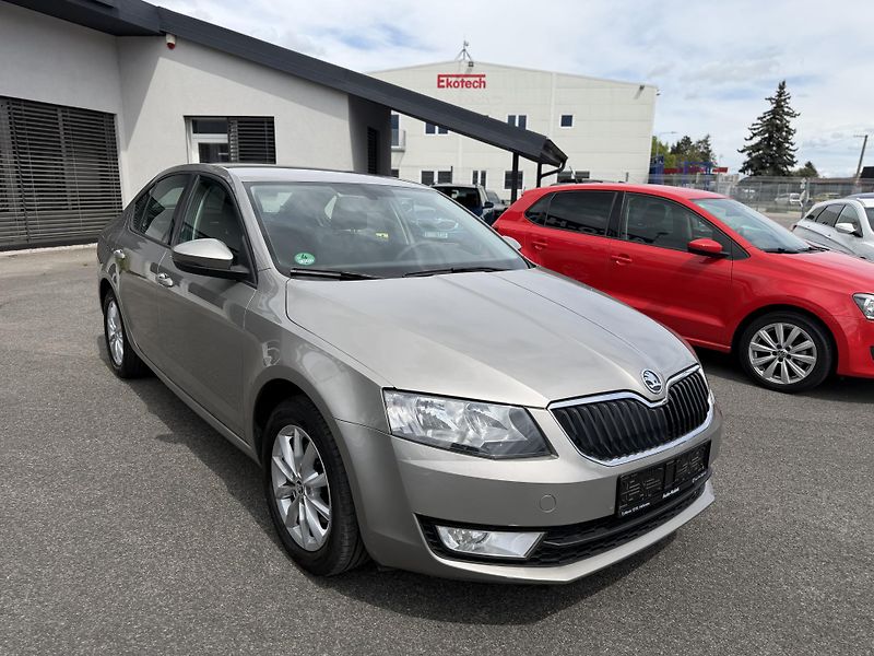 Škoda Octavia 1.2 TSI,  77kw, manual,  - fotka 4 z 9