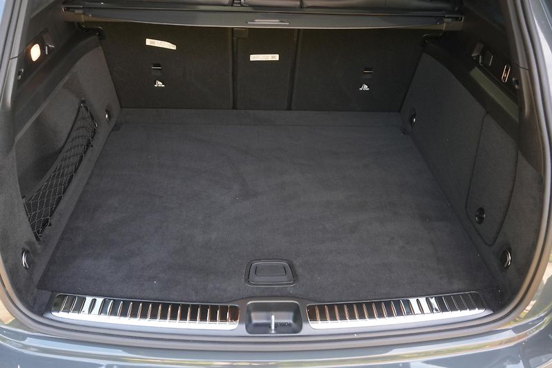 Mercedes-Benz GLE AMG 53 4Matic+, Ventilace, ACC - fotka 32 z 39