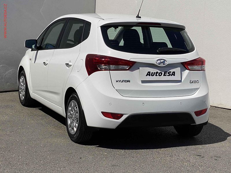 Hyundai ix20 (2019) 1.6i, ČR, servis.kniha, AC - fotka 6 z 15