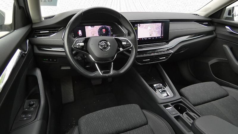 Škoda Octavia 2,0 TDI 85kW Style DSG - fotka 5 z 25