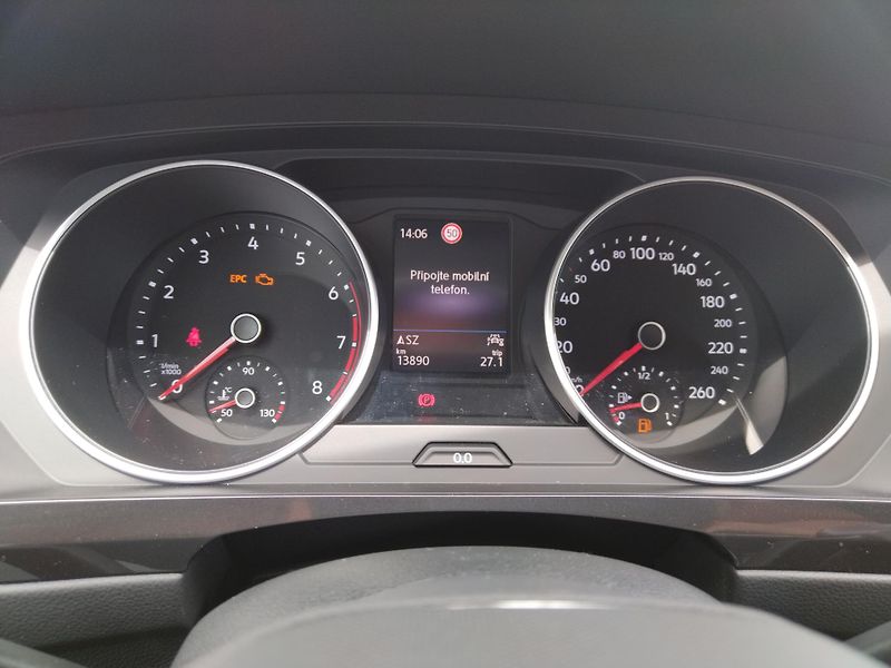 Volkswagen Tiguan Life 1.5 TSI 110kW - fotka 18 z 27