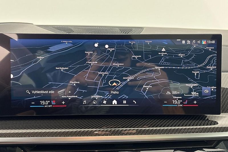 BMW X7 xDrive40d - fotka 22 z 29