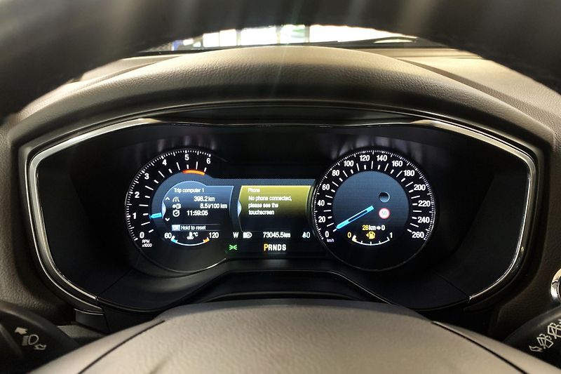 Ford Mondeo 2.0 TDCi, Titanium, AWD, AUT. - fotka 13 z 25