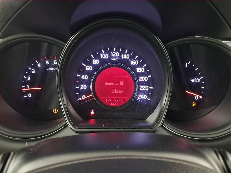 Kia Ceed (2016) 1.6 CRDi, Serv.kniha, Tempomat - fotka 11 z 20