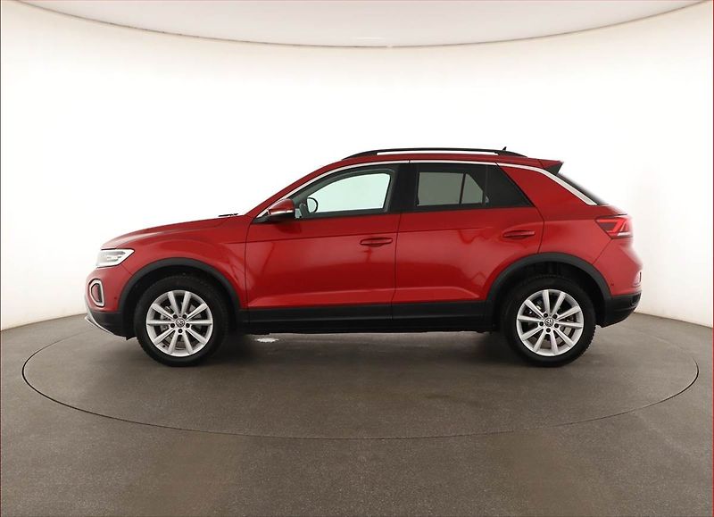 Volkswagen T-Roc (2025) 1.0 TSI - fotka 3 z 19