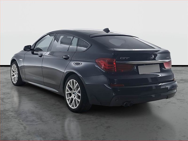 BMW Řada 5 (2012) 530d xDrive GT, 4X4, Automat - fotka 4 z 24