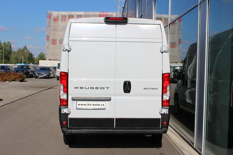 Peugeot Boxer Furgon 3500 L3H2 BlueHDi MAN6 - fotka 5 z 13