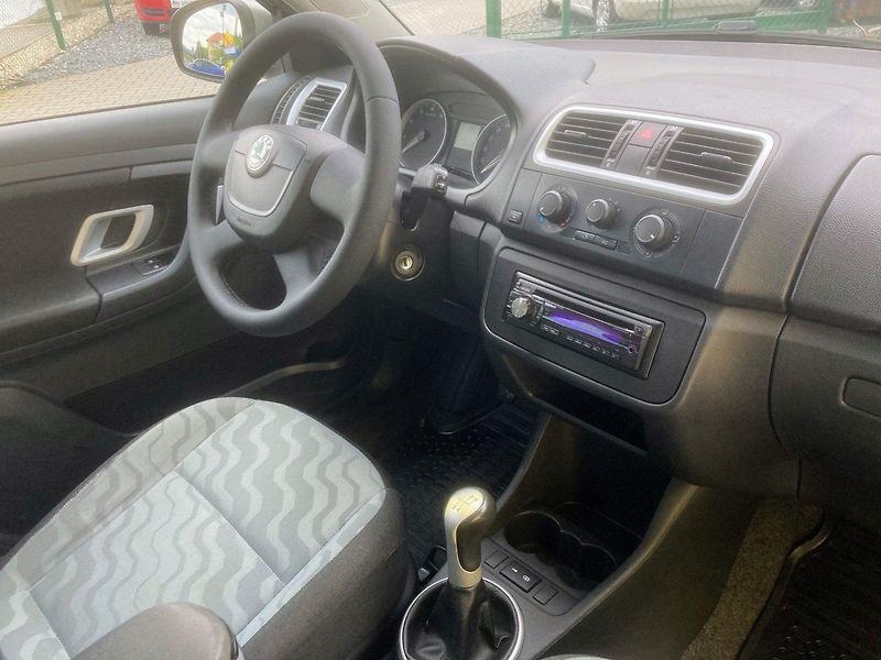 Škoda Fabia Kombi 1,2 HTP (51kW)*PŮVOD ČR* - fotka 9 z 17