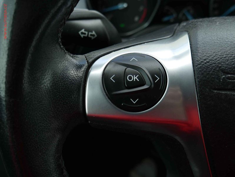 Ford C-MAX (2012) 1.6i, AC, tažné - fotka 14 z 18